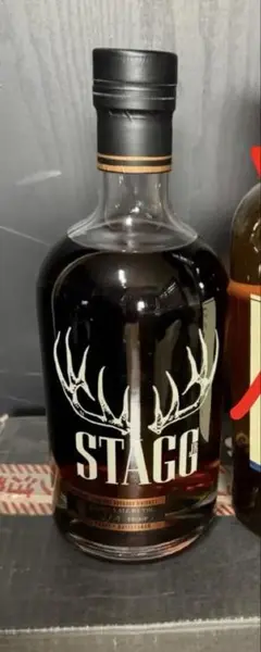 STAGG ウイスキー 750ml 62.5% スタッグ　バーボン Amazon.co.jp: スタッグ jr バーボンウイスキー ① : 食品・飲料
