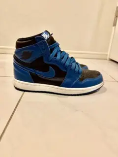 Nike ジョーダン1 ダークマリーナブルー