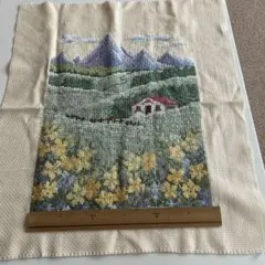 山と花の風景 刺繍布 約40cm x 50cm