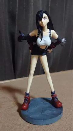 【未使用】コトブキヤ　FINAL FANTASY VII ティファ　1/8 Amazon.co.jp: FINAL FANTASY VII ティファ・ロックハート 1/8