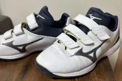Mizuno トレーニングシューズ ホワイト/ネイビー24.5㌢