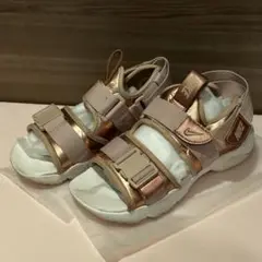 NIKE キャニオン　サンダル ピンク・ゴールド　22センチ