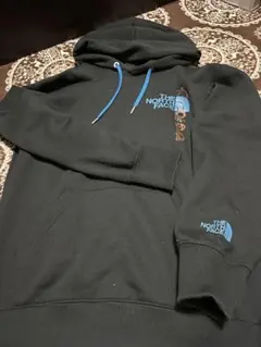THE NORTH FACE ブラックパーカー