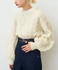 CLANEニットCABLEPUFFKNITTOPS