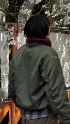 UNIQLO 80s MA-1ジャケット Lサイズ