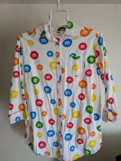 m&m's カラフルシャツ