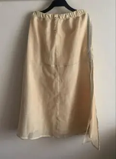 adidas メッシュスカート