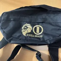 NESTA BRAND ブラックボディバッグ