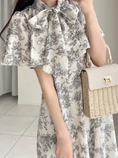 25%OFF【GRL】未着用 花柄ケープリボンタイワンピース