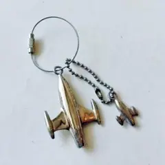 Item thumbnail for item 7e385ff4-8cc7-46db-b39d-e130c9b5bb72