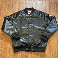 Item thumbnail for item a186d2bf-ee05-47ec-a987-164225836b43