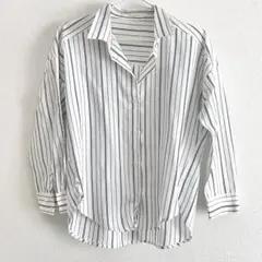 ストライプシャツ　白