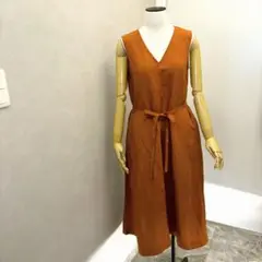 UNIQLO 新品タグ付き定価3990円　柿色　麻入り素材　夏晩夏向けワンピース