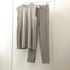 シェアパーク　プリーツ　セットアップ　グレー