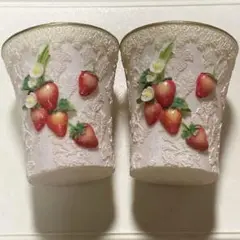 いちごのコップ？　ペン立て？　飾り物？　セット