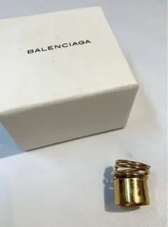 BALENCIAGAの指輪