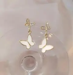 蝶ピアス アクセサリー お洒落 二次会 バタフライ ジュエリー プチ 結婚式