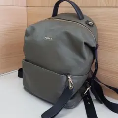 【美品】フルラ FURLA リュックサック レザー モスグリーン
