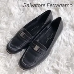 美品!サルヴァトーレフェラガモ ヴァラ フラット ドライビングシューズ
