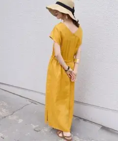 美品✨定価１.７万❤️　黄　麻　2WAYテレデランリネンVネックワンピース◆