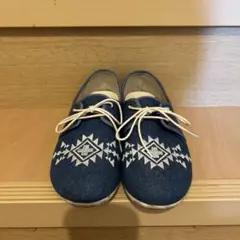 デニムブルー刺繍スリッポン