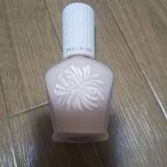 ポール u0026 ジョー ボーテ プロテクティング ファンデーション プライマー 01