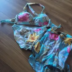 SHREANU　　レディース　　　　　　水着　3点セット