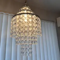 【クリスタルのような輝き✨】 シャンデリア 中型 1灯 LED付き
