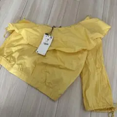 新品　Bershka Mサイズ イエローフリルブラウス