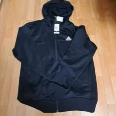 アディダス パーカー黒　M