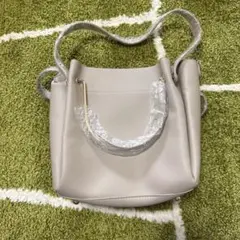 グレー ショルダーバッグ 合成皮革