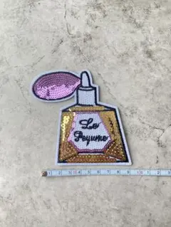 アイロンワッペン☆スパンコール　香水　バービー　リメイク　アップリケ