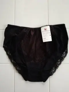 Item thumbnail for item 9cc83791-b53a-41f1-9e91-5bd64eddc925