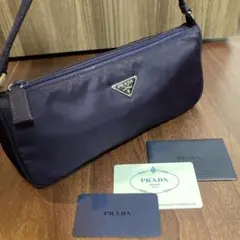 プラダ アクセサリーポーチ パープル 三角 ロゴ プレート ナイロン