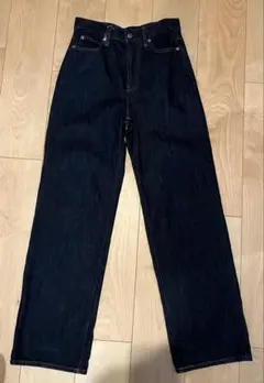 UNIQLO ユニクロ ワイドストレートジーンズ 23