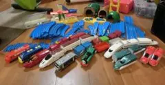 Item thumbnail for item 98cde702-6525-435e-acbf-aad05e5b6917