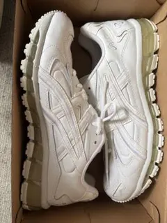 ASICS GEL-QUANTUM 360 ホワイト