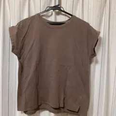 ブラウン 半袖Tシャツ サイドスリット
