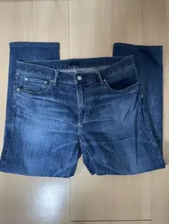 ストレートデニム パンツ　サイズ36