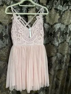 値引中 新品 送料込 輸入品 ASOS エイソス ワンピース Sサイズ