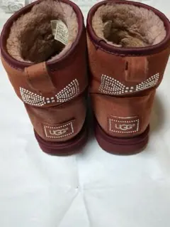 Item thumbnail for item 4e6dac1b-bb9d-4105-a722-266e0cb72e10