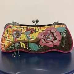 Item thumbnail for item 321febbd-8ee3-465d-90d0-62c3bf80282d