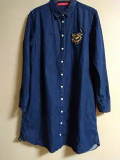 グラニフ　つばめ刺繍入りデニムロングシャツ