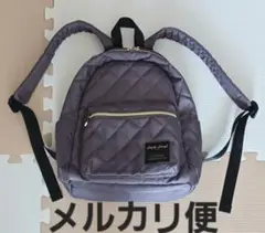 キルティング　レディース　リュック　グレージュ