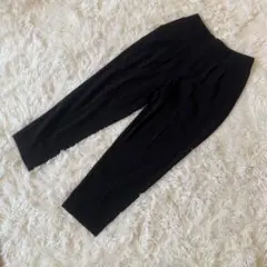 ユニクロ テーパードパンツ ブラック Lサイズ 美脚シルエット