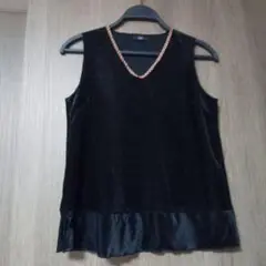 トップス INED