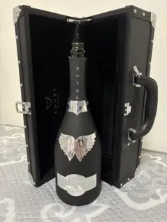 エンジェルブラック