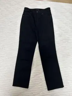 ユニクロ　UNIQLO スリムストレートハイラズジーンズ　24サイズ