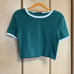 ZARA クロップド丈　Ｔシャツ