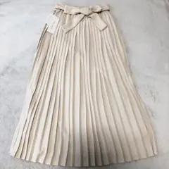 Riche glamour ピンクベージュ プリーツスカート Mサイズ